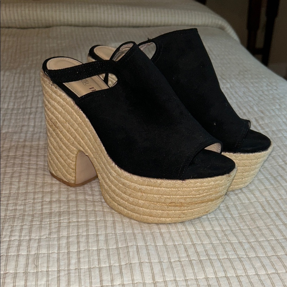 Women's Black Platform Wedge Sandals